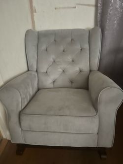 Delta rocking chair