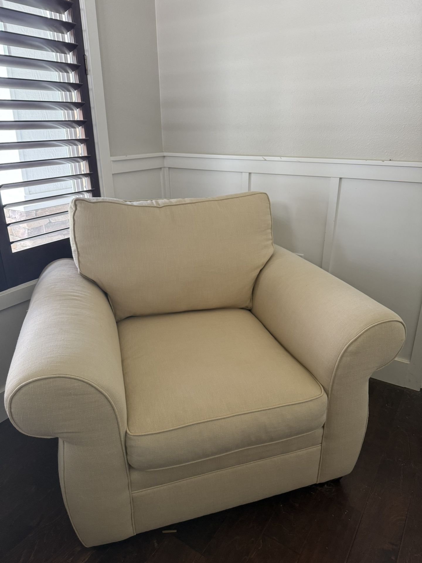 Pottery Barn Roll Arm Chair