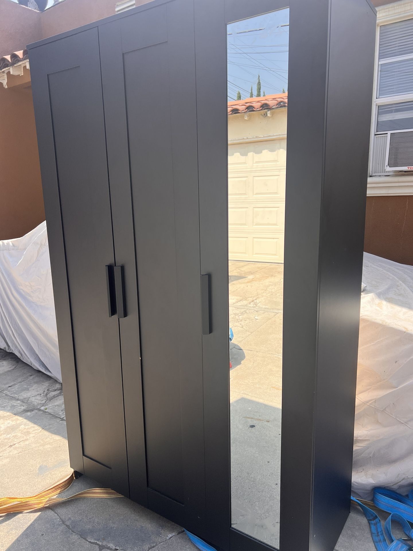 Wardrobe IKEA 3 Door With Mirror Shelves 