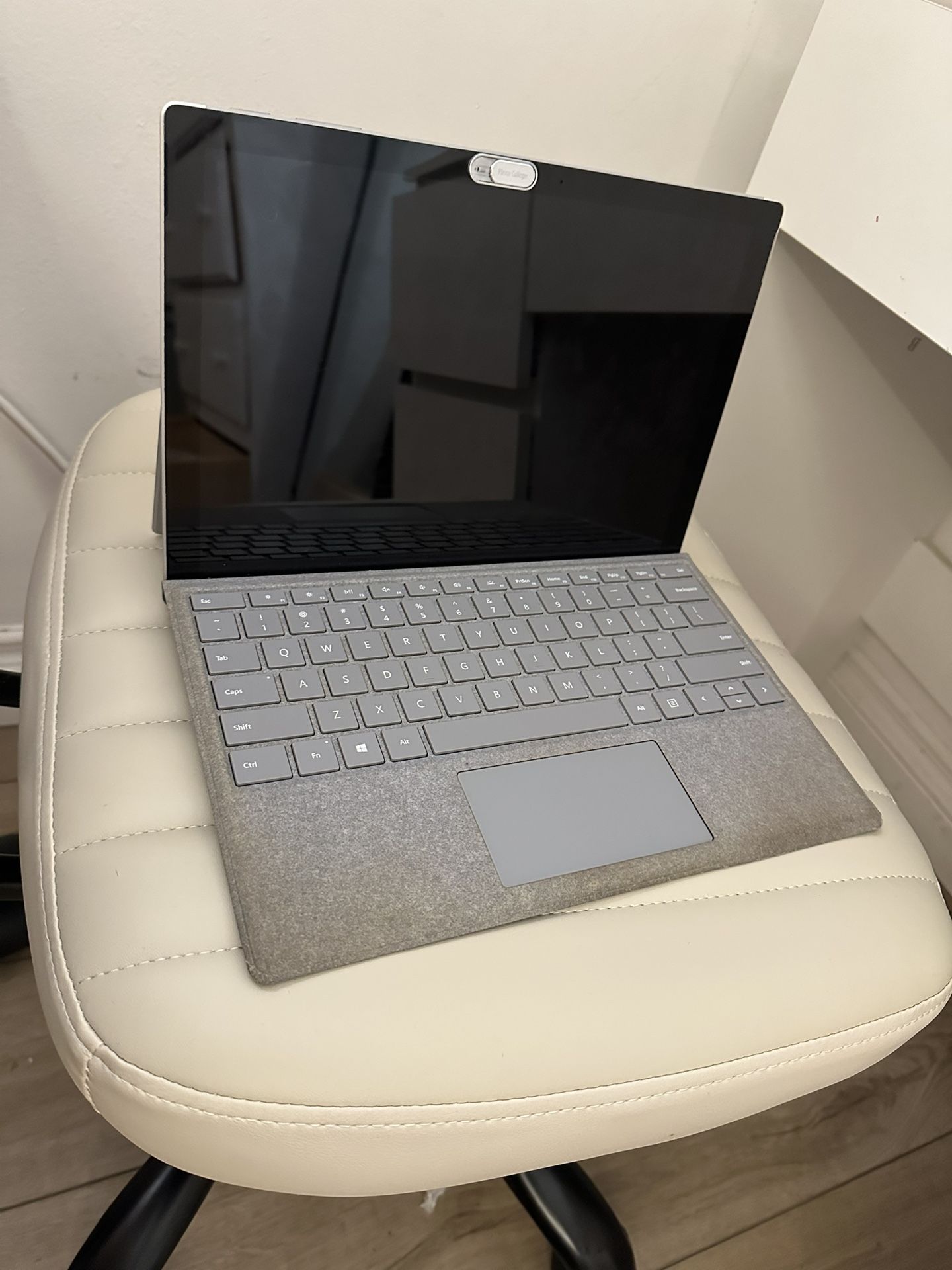 Microsoft Surface Pro 6