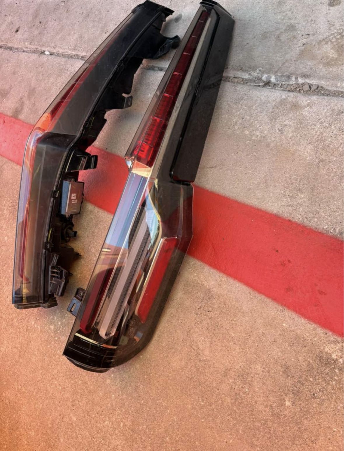 2020-2023 Oem Escalade Tail Lights