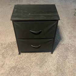 NIGHT STAND/ MED DRESSER 