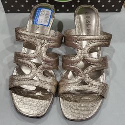 Kelly & Katie Gold Slip On Mule Stacked Wedge Heel Sandals Size 7