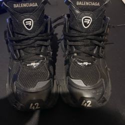 Balenciga Runners 