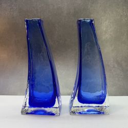 Set of (2) Beautiful Vintage Leaning vases.  Cobalt Blue  glass  Bud Flower Vases. 7 1/4” Tall. 