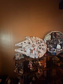 75192 UCS Millennium Falcon  LEGO Star Wars