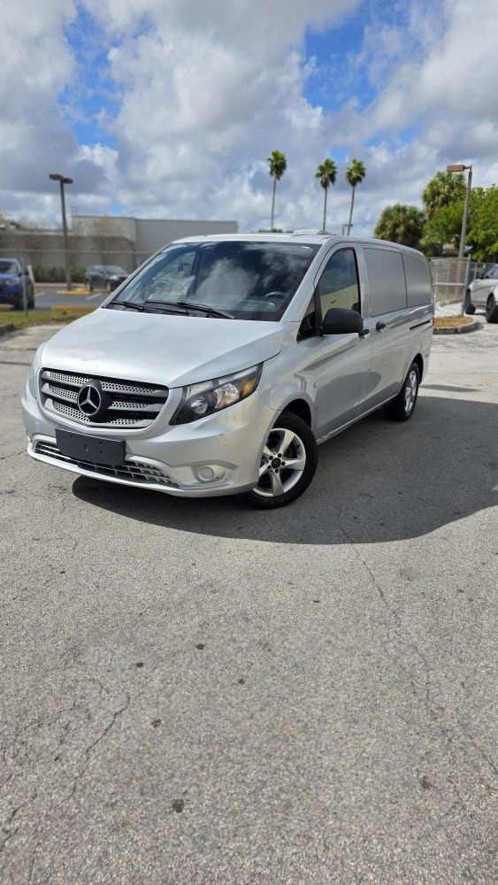 2018 Mercedes-Benz Metris
