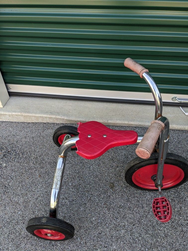 Tricycle