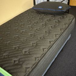 Twin Mattress Xfirm $299.99