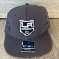 Los Angeles Kings Snapback Hat$35