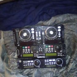 Dj Equipment For Sell (CD player And WIRES NOT INCLUDED)