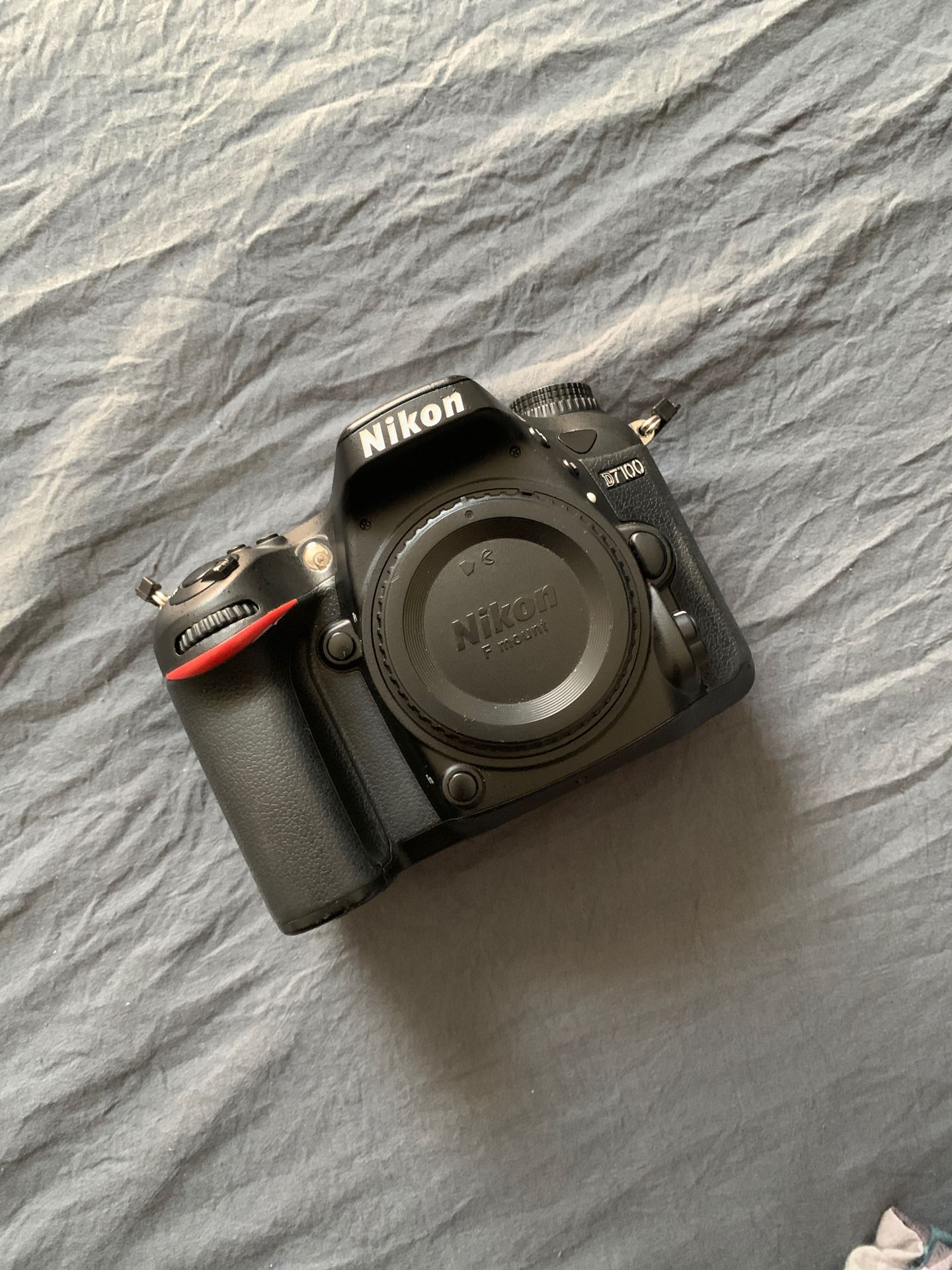 Nikon D7100