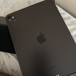 iPad Pro M4 With Apple Pencil