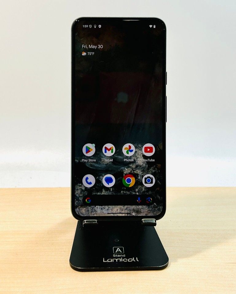 Google Pixel 8 128GB Unlocked Like New