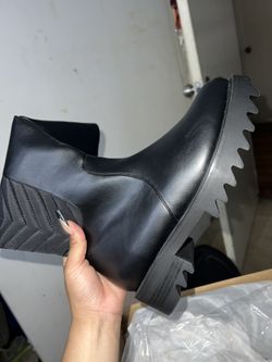 Flat Boots