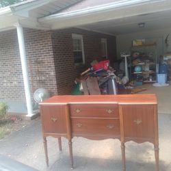 Old Mahogany Sideboard Dresser Huntboard Pick Up Only 