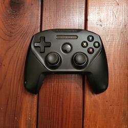 SteelSeries Nimbus Apple Tv iPhone Ipad Bluetooth Controller