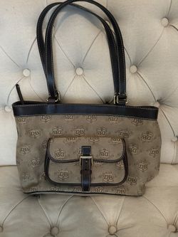 DOONEY & BOURKE HANDBAG.