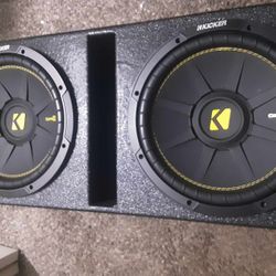 Speakers: they kicker comp c 600 watts