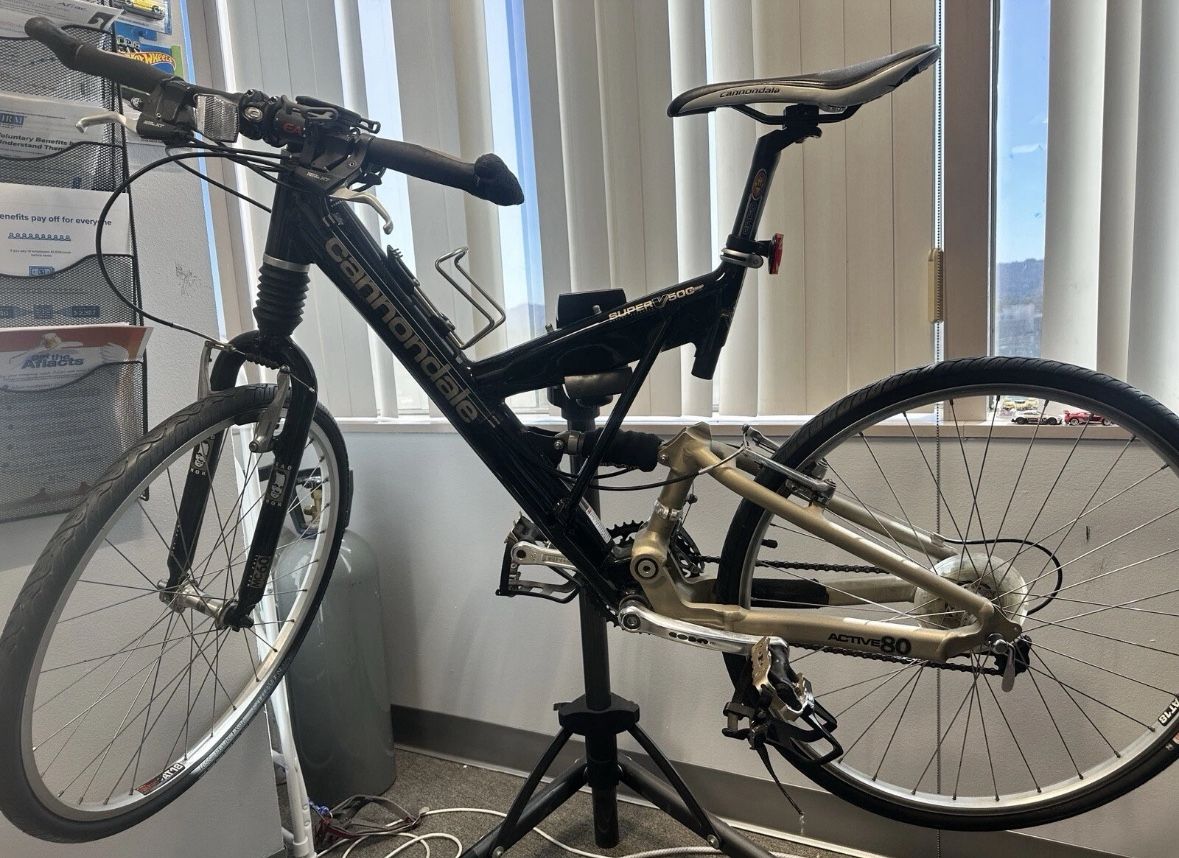 Cannondale Mountain Bike, Super V, Full Suspension