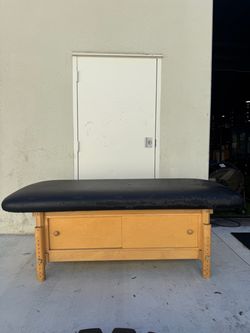 Earth Lite Sedona 30” Cabinet Black Massage Table