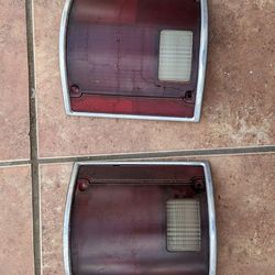 73-87 Chevy GMC Tail Light Set With Chrome Trim