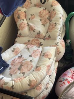 Breastfeeding pillow