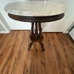 Victorian Parlor/Side Table Ca. Late 1800’s