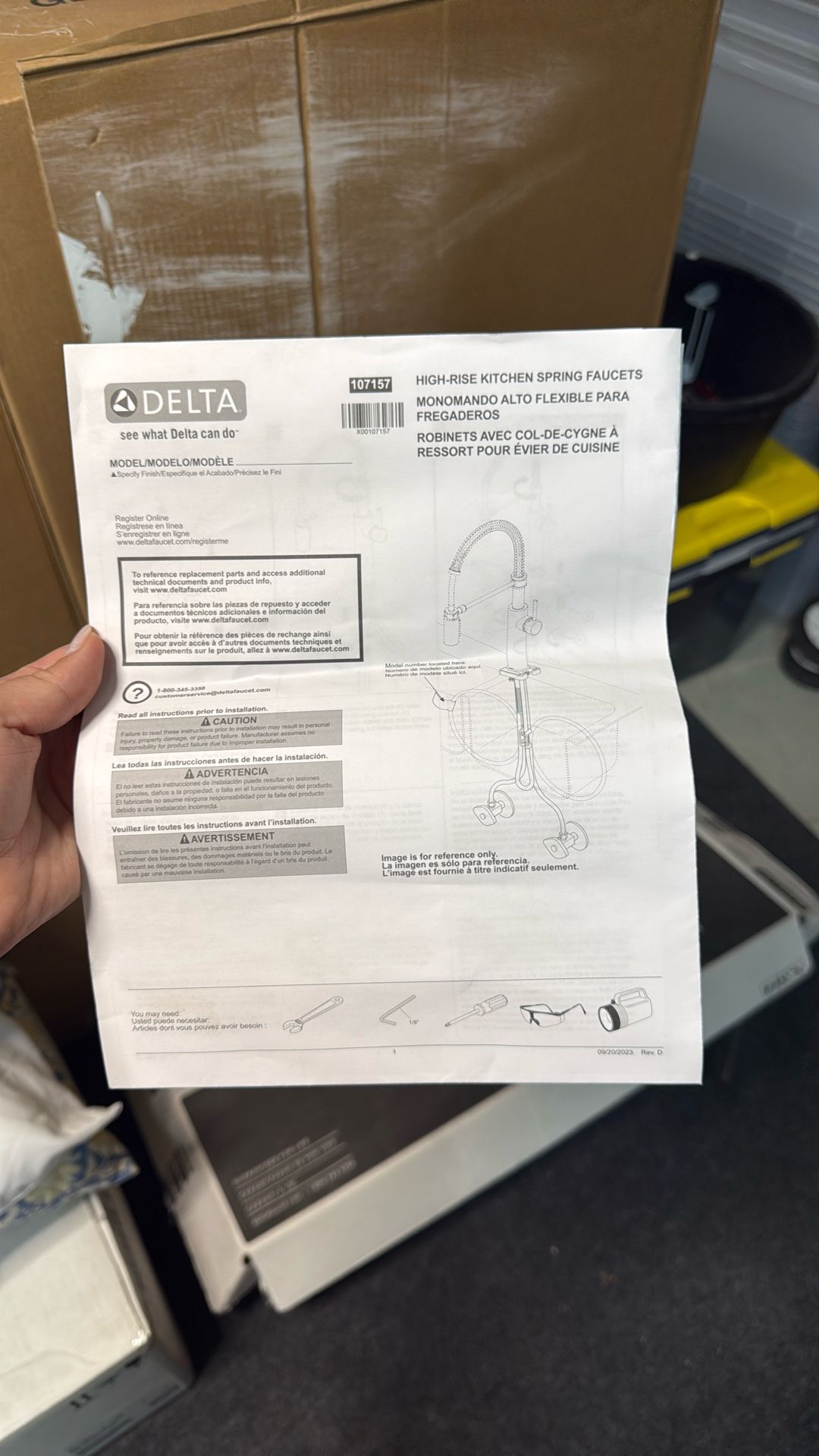 NEW IN BOX kitchen Sink faucet