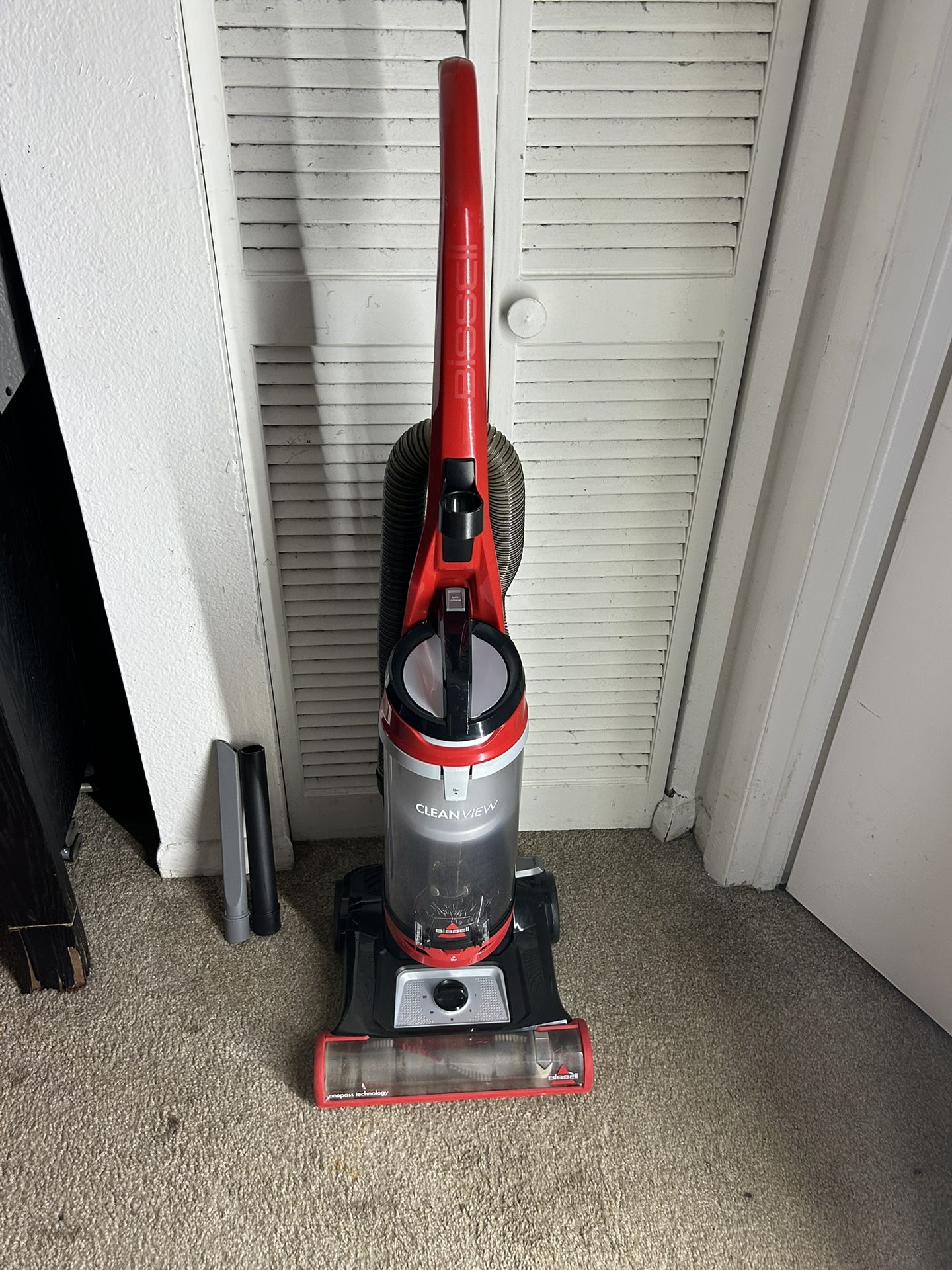 BISSELL Vacuum