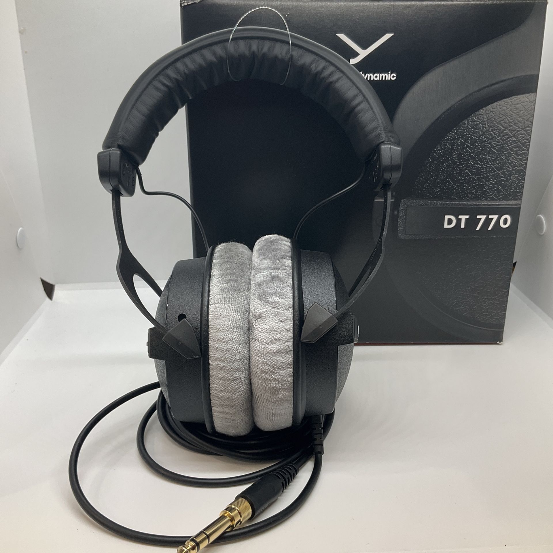 Used Beyerdynamic Headphones