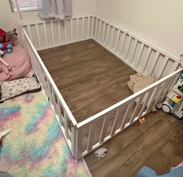 Full White Wooden bed