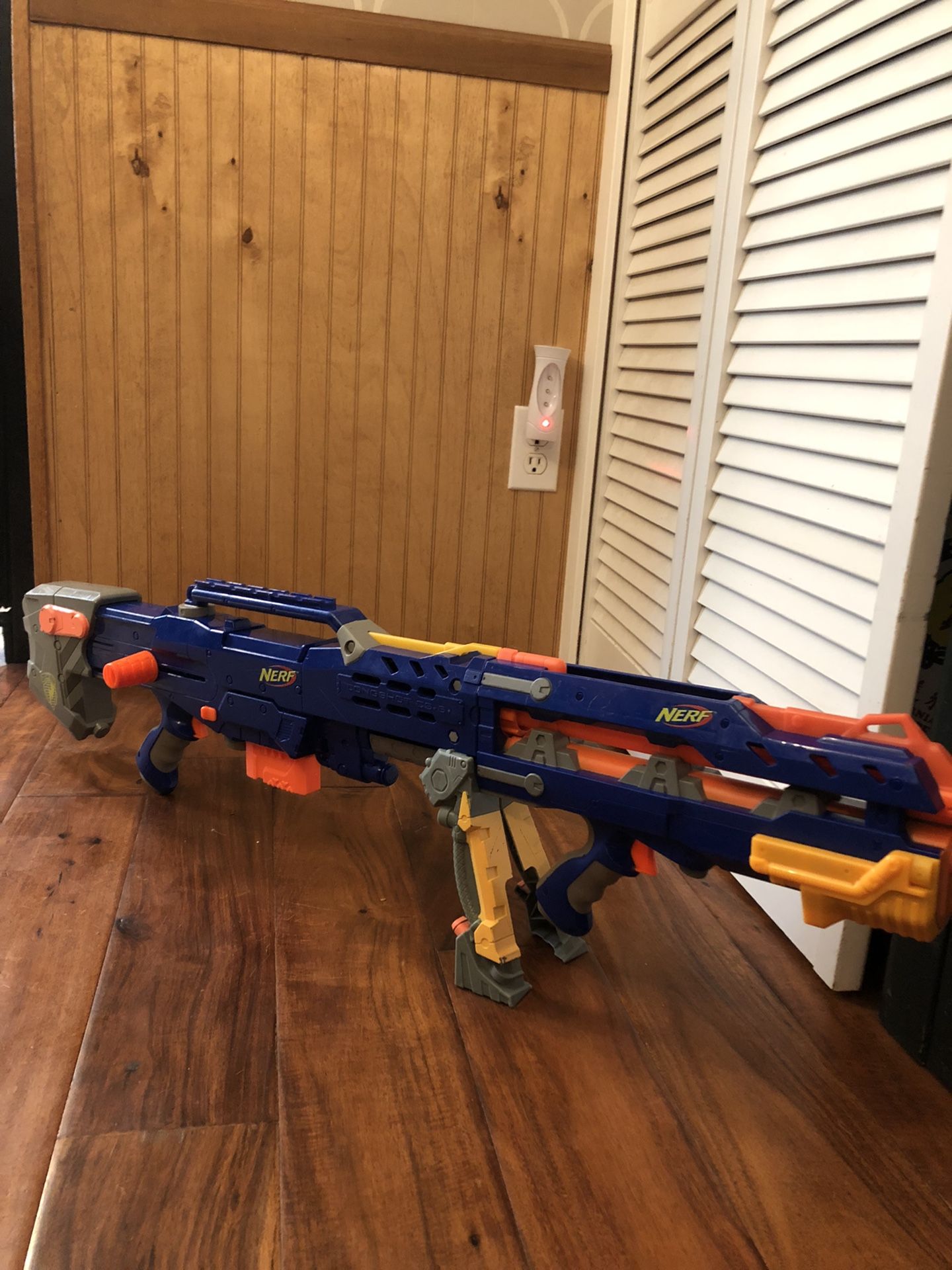 Nerf Longshot CS-6 With 6 Bullets And A Mag