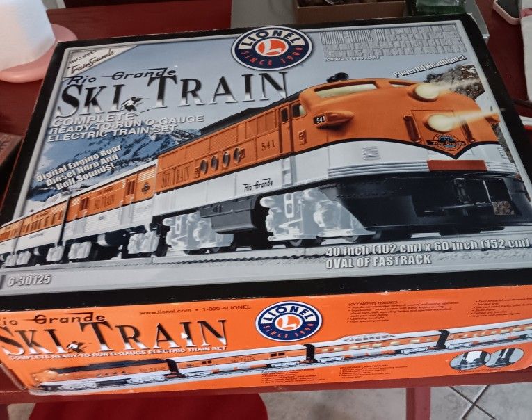 Lionel 6-30125 Rio Grande Ski Train Set O Gauge 2010