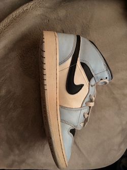 Nike Air Jordan 1 Mid Baby Blue and White colorway Size 7 Men