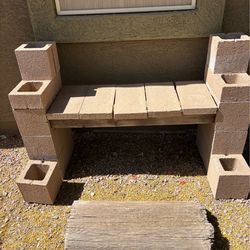 Cinder blocks bench