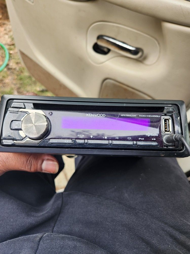 Kenwood Face Off Radio