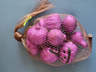 Various Halloween Glitter Decor