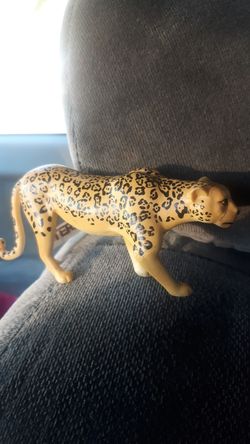 Terrance PVC leopardo figure