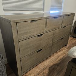 Dresser  & Night Stands 