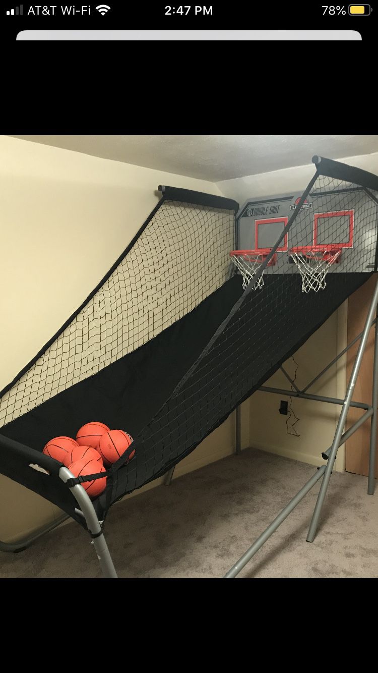 Lifetime double basketball hoop