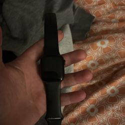 Apple Watch SE (1st Gen) For Sale Negotiable 