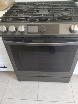 Gas range