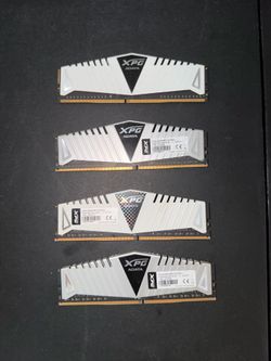 32GB (4x8GB) DDR4 RAM 3000mhz
