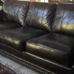 Leather Couch And Loveseat 