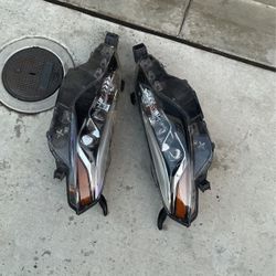 Toyota Corolla Headlights  2017