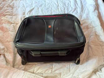 Wenger SwissGear Rolling Laptop Briefcase Overnight Bag
