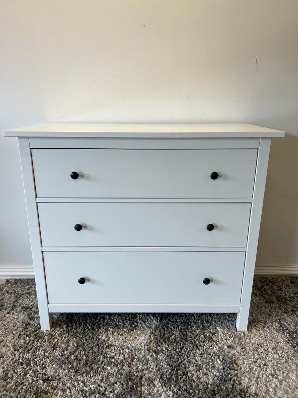 Ikea Hemnes 3 Drawer White Chest Of Drawer Dresser