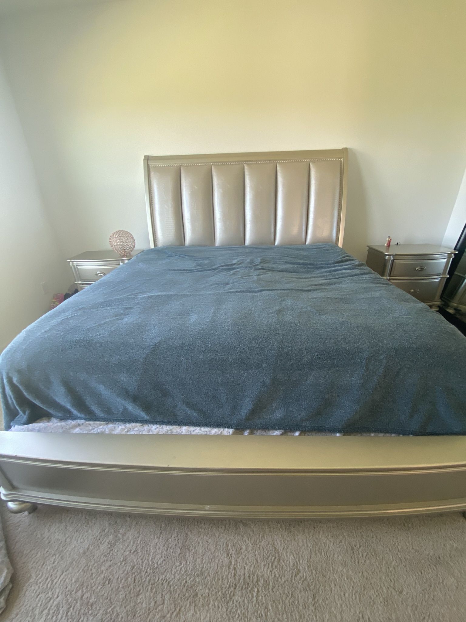 King Size Bedroom Set