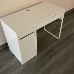 White Gaming Desk 